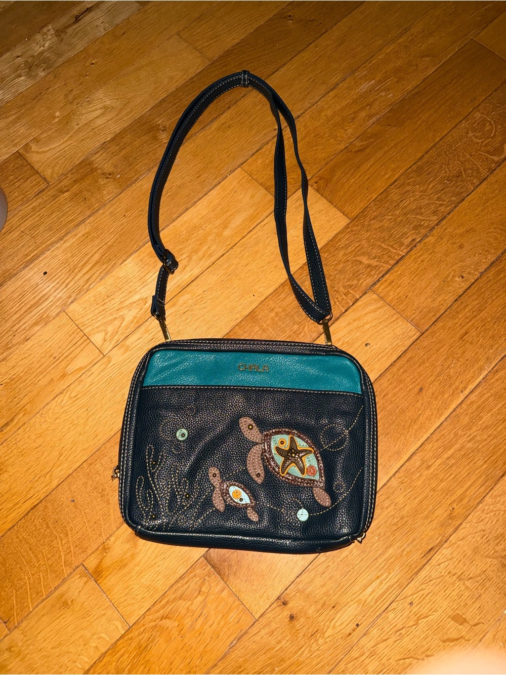 Chala Teal and Navy Turtle Appliqué Crossbody Bag